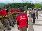 Anggota Satpol PP Bombana saat mengikuti pelatihan Penanggulangan Huru Hara.